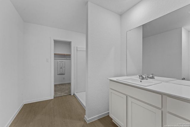 129 Alameda Dr, Fredericksburg, TX 78624