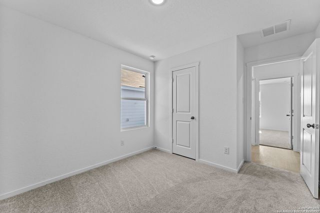 129 Alameda Dr, Fredericksburg, TX 78624