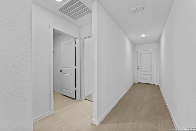 129 Alameda Dr, Fredericksburg, TX 78624