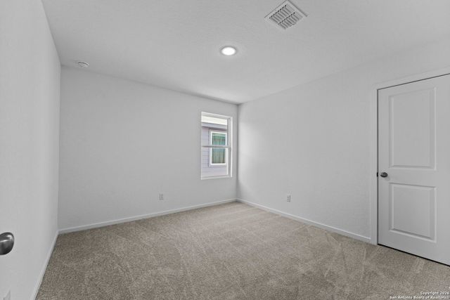 129 Alameda Dr, Fredericksburg, TX 78624