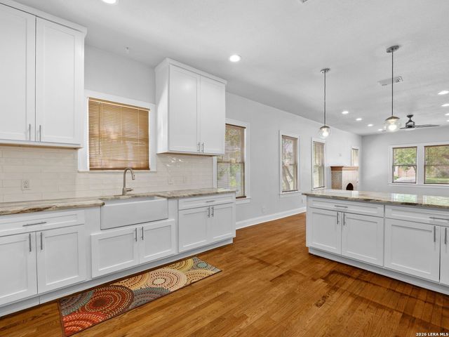 1938 W Magnolia Avenue, San Antonio, TX 78201