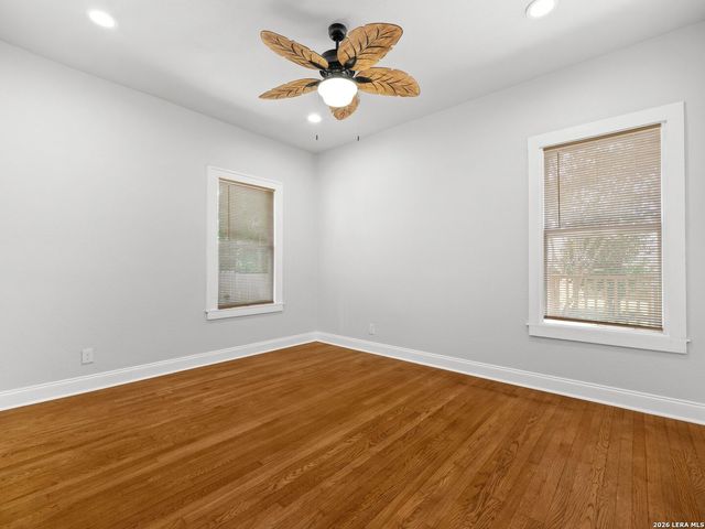 1938 W Magnolia Avenue, San Antonio, TX 78201