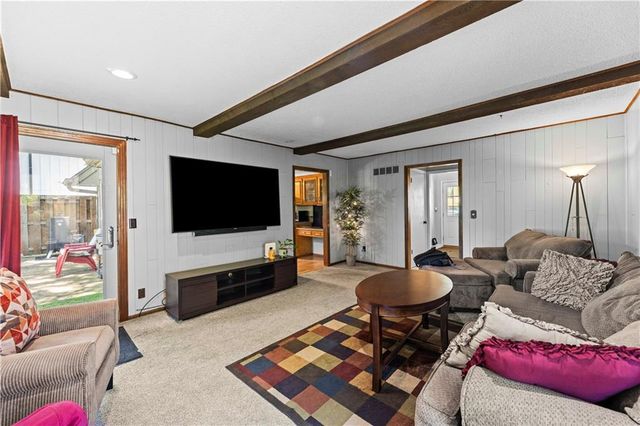 12836 Saint Andrews Drive, Kansas City, MO 64145
