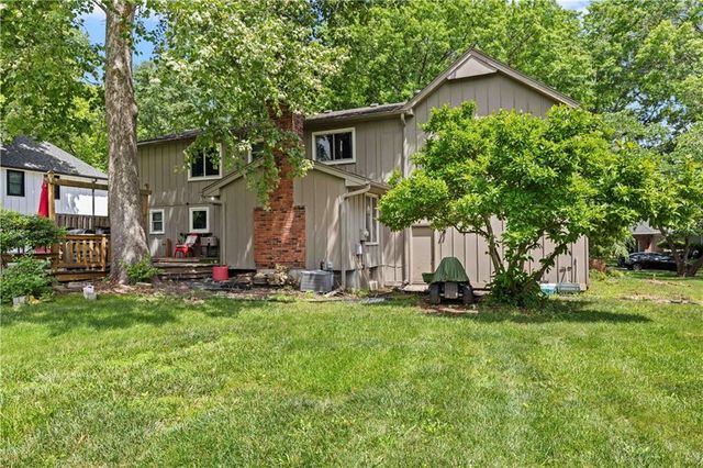 12836 Saint Andrews Drive, Kansas City, MO 64145
