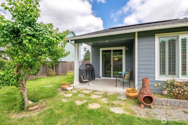 1502 12th Avenue SE, Puyallup, WA 98372