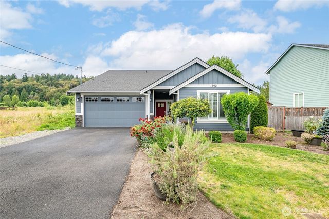 1502 12th Avenue SE, Puyallup, WA 98372