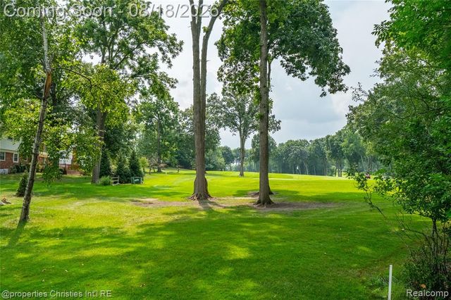 5805 Glen Eagles Drive, West Bloomfield, MI 48323