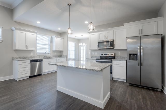 8185 Double Eagle Court, Ooltewah, TN 37363