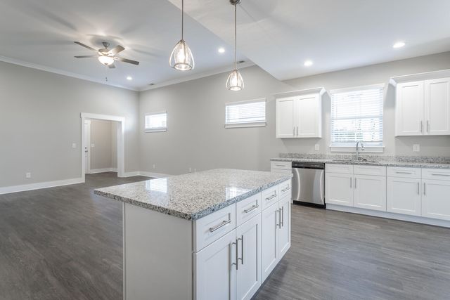 8185 Double Eagle Court, Ooltewah, TN 37363