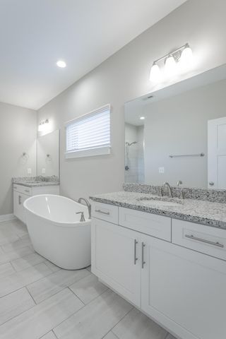 8185 Double Eagle Court, Ooltewah, TN 37363