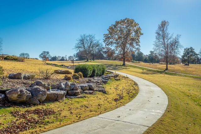 8185 Double Eagle Court, Ooltewah, TN 37363