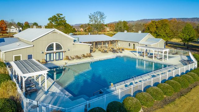 8185 Double Eagle Court, Ooltewah, TN 37363