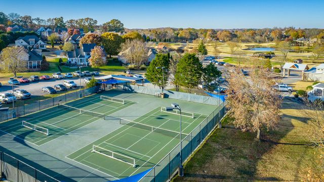 8185 Double Eagle Court, Ooltewah, TN 37363