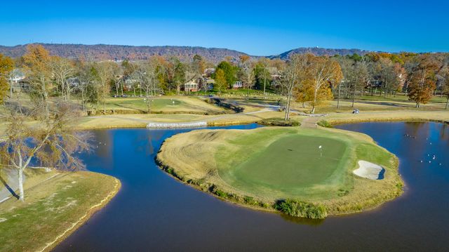 8185 Double Eagle Court, Ooltewah, TN 37363