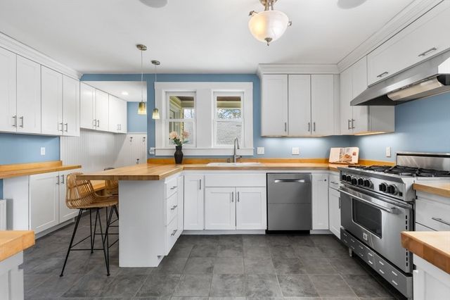 112 Cross Street, Belmont, MA 02478