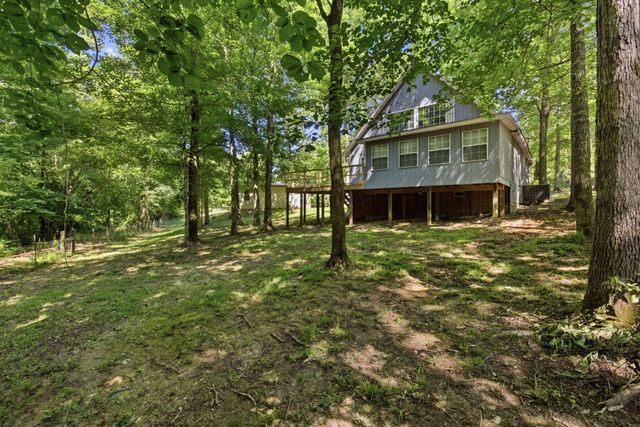 166 Outback Rd, Lobelville, TN 37097