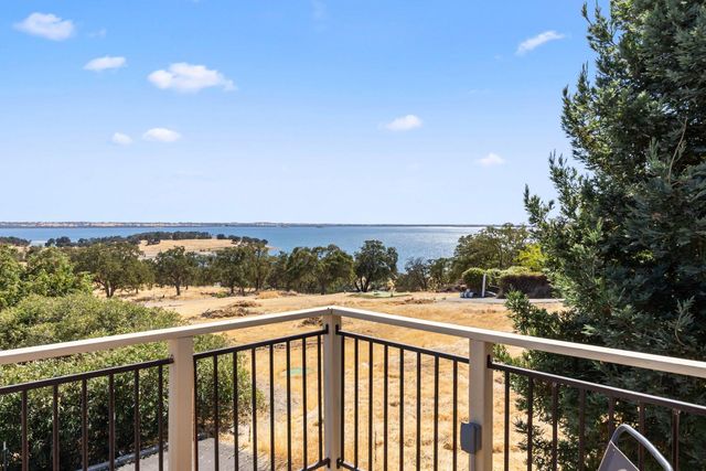 3460 Lakeview Dr, Ione, CA 95640