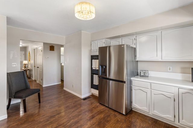 3460 Lakeview Dr, Ione, CA 95640