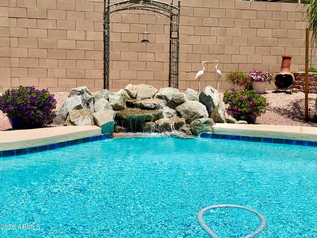 2022 W TOWNLEY Avenue, Phoenix, AZ 85021