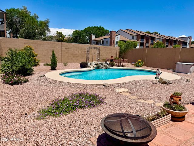 2022 W TOWNLEY Avenue, Phoenix, AZ 85021