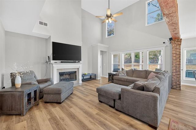 748 HAWKINS CREEK Drive, Jefferson, GA 30549