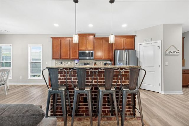 748 HAWKINS CREEK Drive, Jefferson, GA 30549