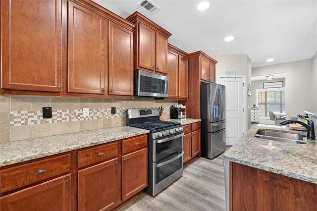 748 HAWKINS CREEK Drive, Jefferson, GA 30549