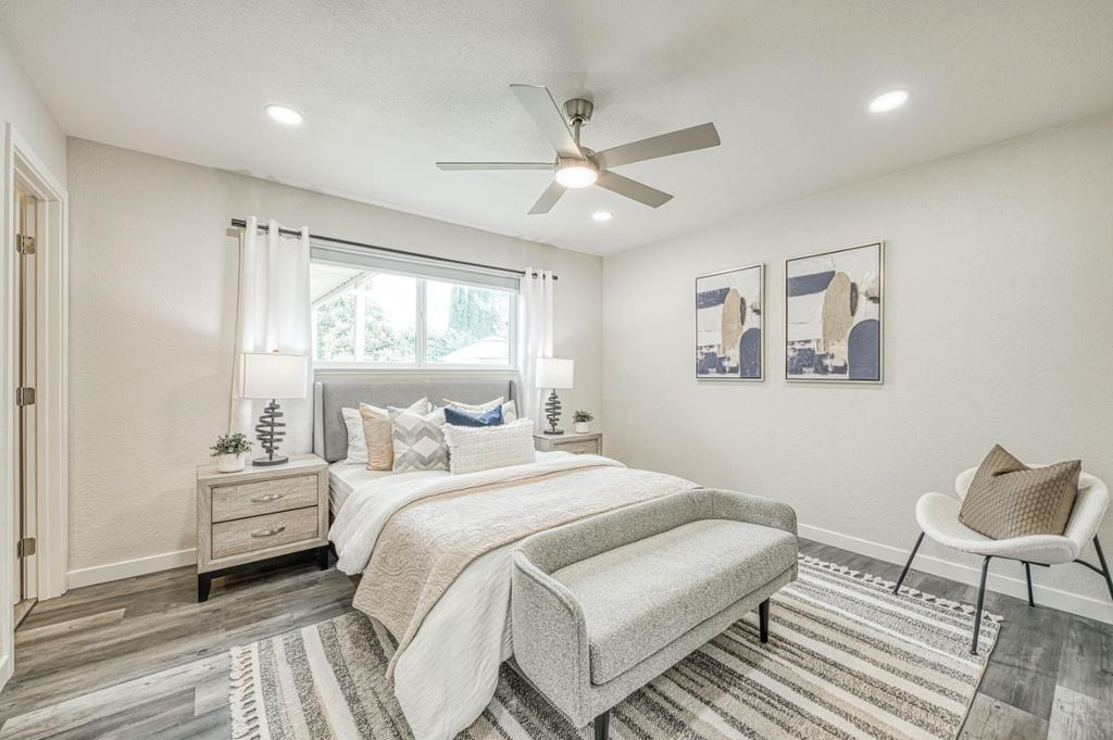 Image 23 of property listing at 2612 Purdue Avenue, Clovis, CA 93611