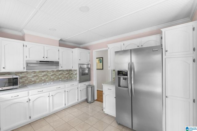 2464 VALE DRIVE, Birmingham, AL 35244