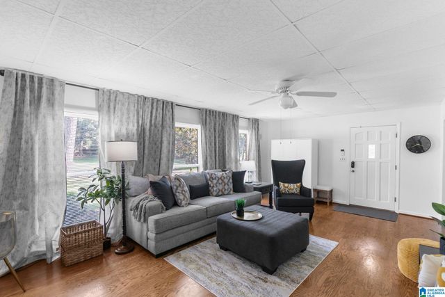2464 VALE DRIVE, Birmingham, AL 35244