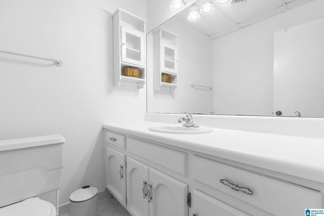 2464 VALE DRIVE, Birmingham, AL 35244