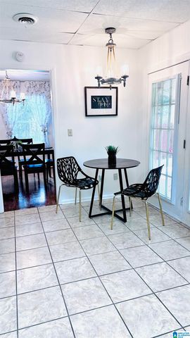 2464 VALE DRIVE, Birmingham, AL 35244