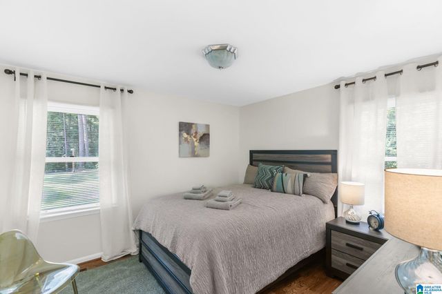 2464 VALE DRIVE, Birmingham, AL 35244