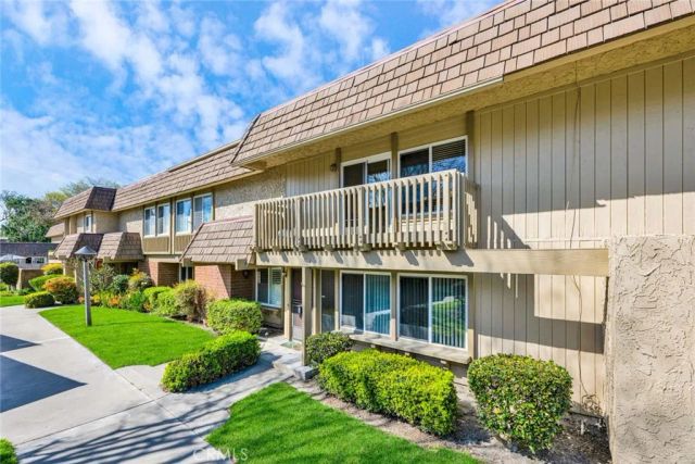 10308 Columbia River Court, Fountain Valley, CA 92708