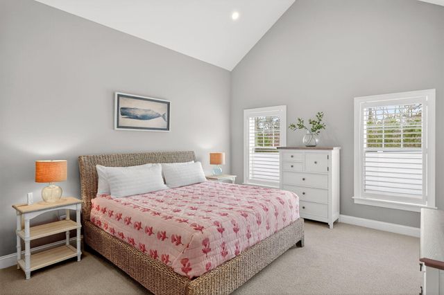 15 Rosewood Circle, Mashpee, MA 02649