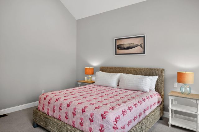 15 Rosewood Circle, Mashpee, MA 02649