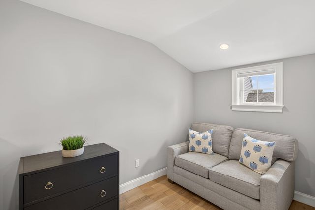 15 Rosewood Circle, Mashpee, MA 02649