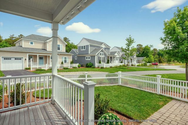 15 Rosewood Circle, Mashpee, MA 02649