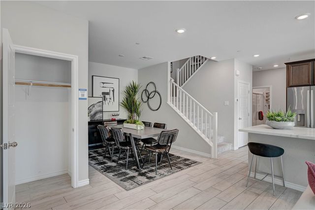 7334 North Decatur Boulevard 2, Las Vegas, NV 89131