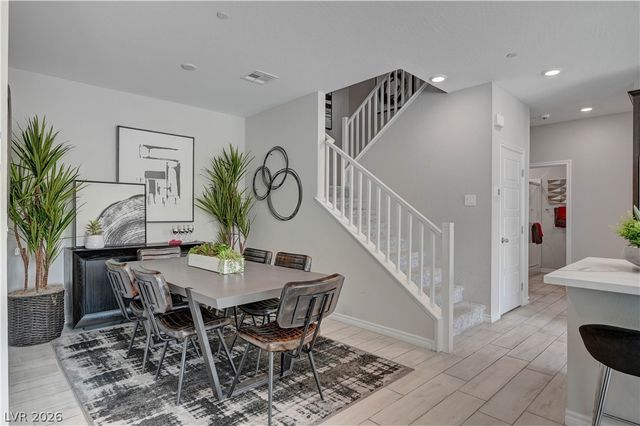 7334 North Decatur Boulevard 2, Las Vegas, NV 89131