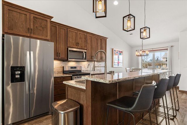 1155 Ellys WAY, Slinger, WI 53086