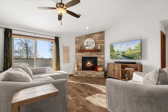 1155 Ellys WAY, Slinger, WI 53086