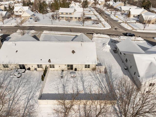 1155 Ellys WAY, Slinger, WI 53086