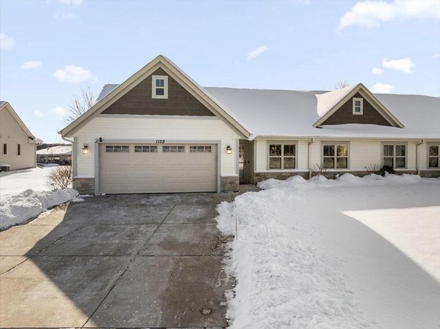 1155 Ellys WAY, Slinger, WI 53086