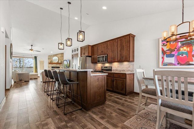 1155 Ellys WAY, Slinger, WI 53086