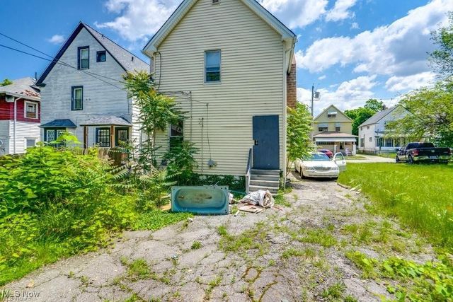 1140 E 113th Street, Cleveland, OH 44108