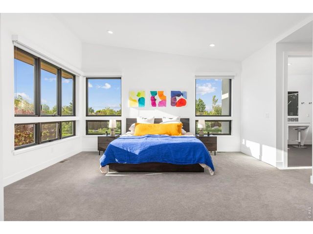 8675 Summerlin Pl, Longmont, CO 80503