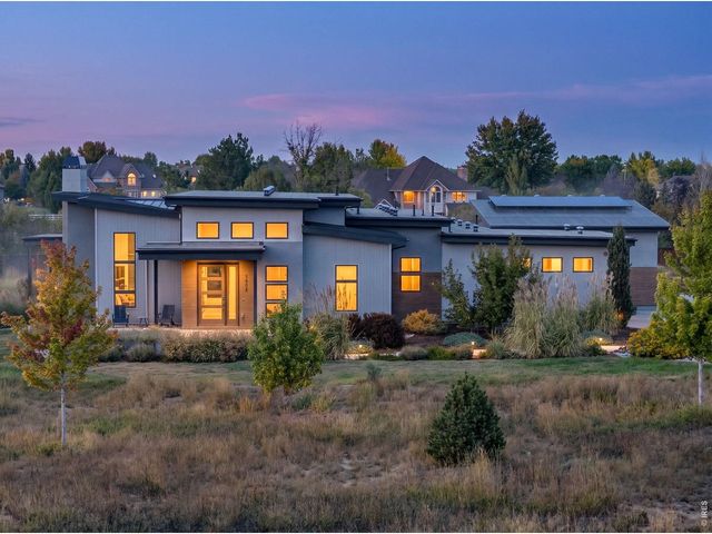 8675 Summerlin Pl, Longmont, CO 80503
