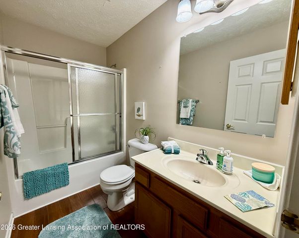 7234 Farm Hill Drive 36, Lansing, MI 48917