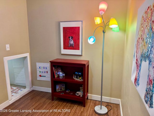 7234 Farm Hill Drive 36, Lansing, MI 48917